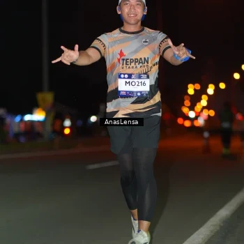 Runner Photo 7636593