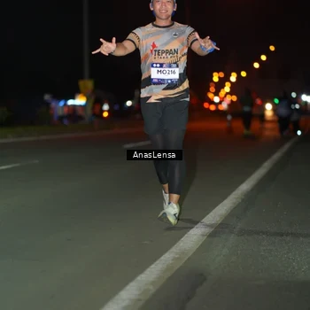 Runner Photo 7636596