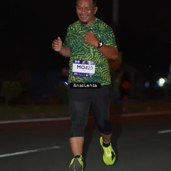 Runner Photo 7636624