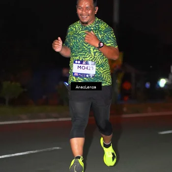 Runner Photo 7636625