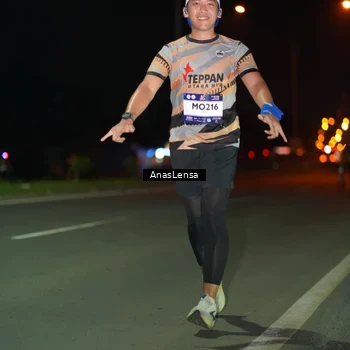 Runner Photo 7636628