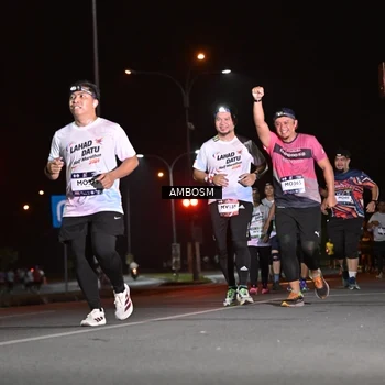 Runner Photo 7636657