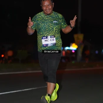 Runner Photo 7636686