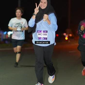 Runner Photo 7636709