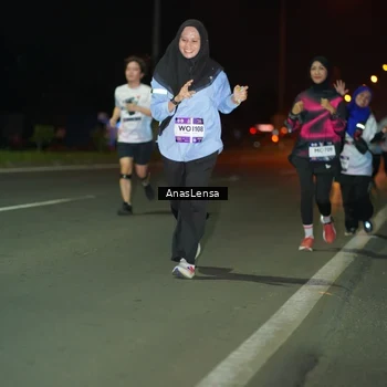 Runner Photo 7636716