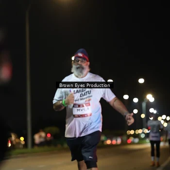Runner Photo 7636741