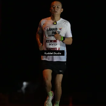 Runner Photo 7636758
