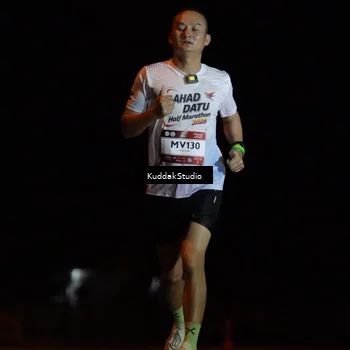 Runner Photo 7636765