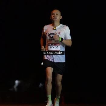Runner Photo 7636769