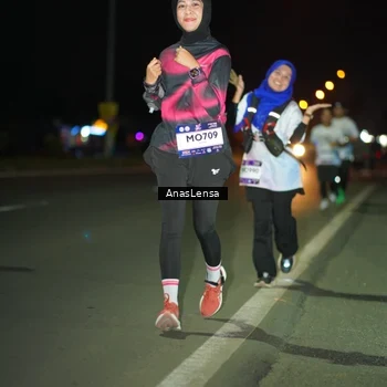 Runner Photo 7636803