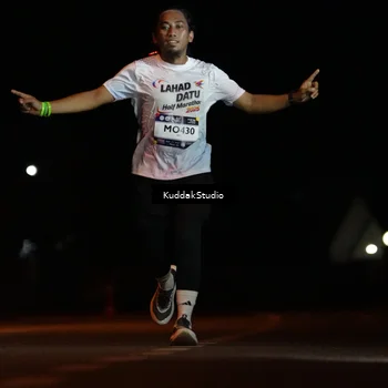 Runner Photo 7636809