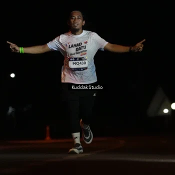 Runner Photo 7636825
