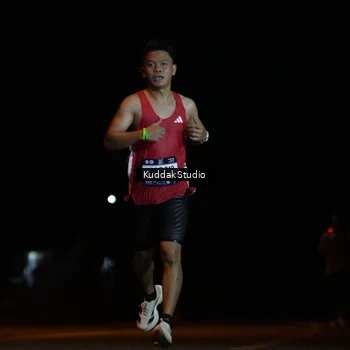 Runner Photo 7636829