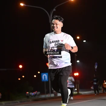 Runner Photo 7636847