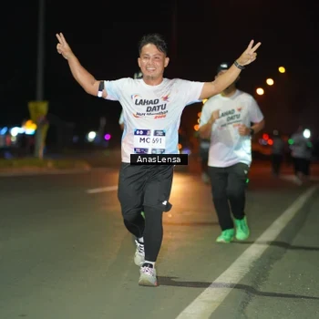 Runner Photo 7636896