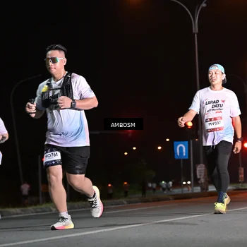 Runner Photo 7636921