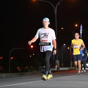 Runner Photo 7636926