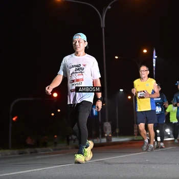 Runner Photo 7636929