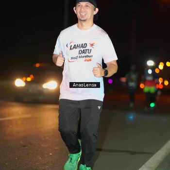 Runner Photo 7636964
