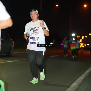 Runner Photo 7636976