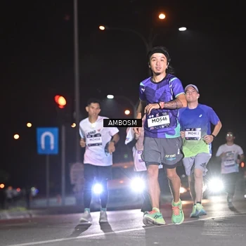 Runner Photo 7637010