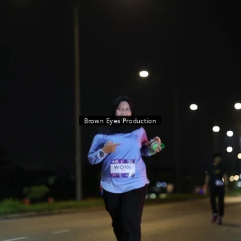 Runner Photo 7637013