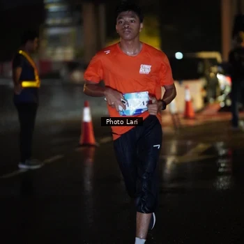 Runner Photo 7637048