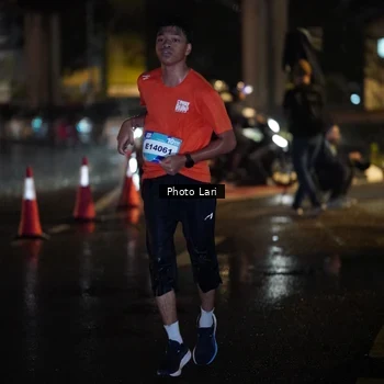 Runner Photo 7637051