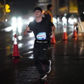 Runner Photo 7637071