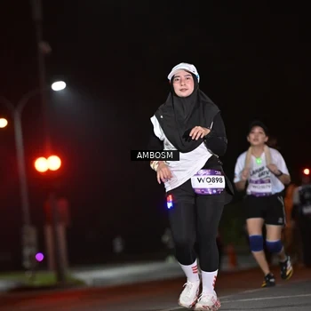 Runner Photo 7637073