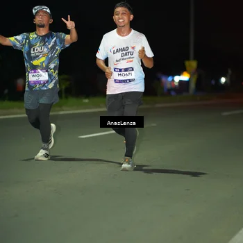 Runner Photo 7637077
