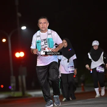 Runner Photo 7637085