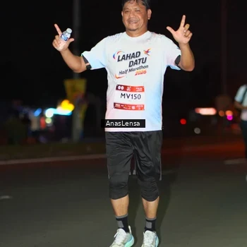 Runner Photo 7637087