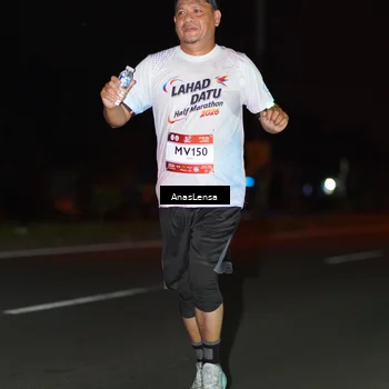 Runner Photo 7637091