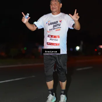 Runner Photo 7637101