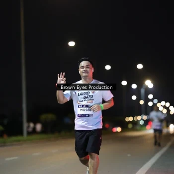 Runner Photo 7637131