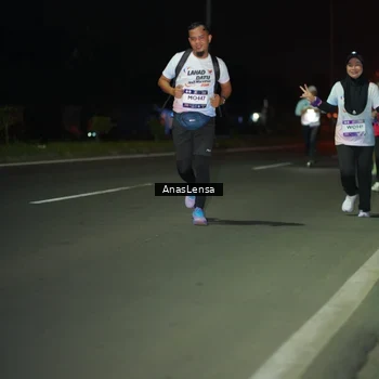 Runner Photo 7637140