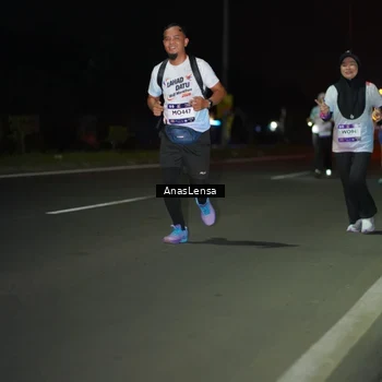 Runner Photo 7637141