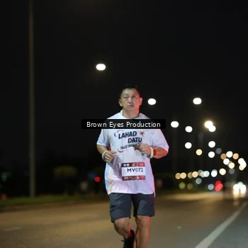 Runner Photo 7637147