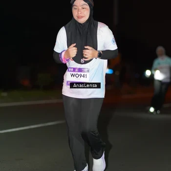 Runner Photo 7637153