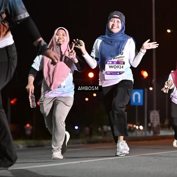 Runner Photo 7637182