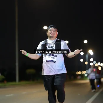 Runner Photo 7637193