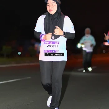 Runner Photo 7637194