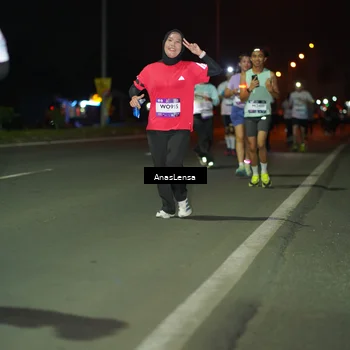 Runner Photo 7637205
