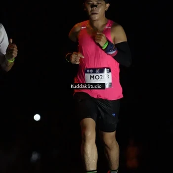 Runner Photo 7637277