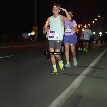 Runner Photo 7637282
