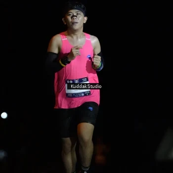 Runner Photo 7637285
