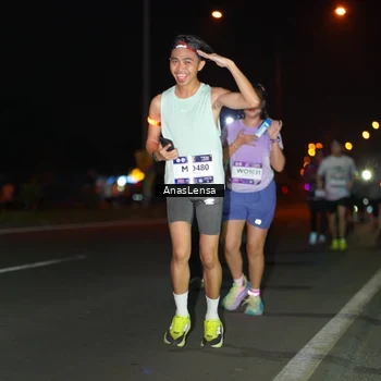 Runner Photo 7637297