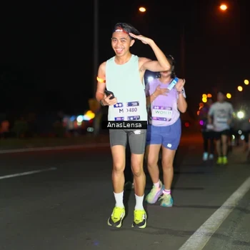 Runner Photo 7637298