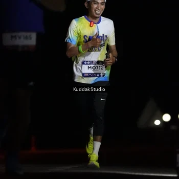 Runner Photo 7637322